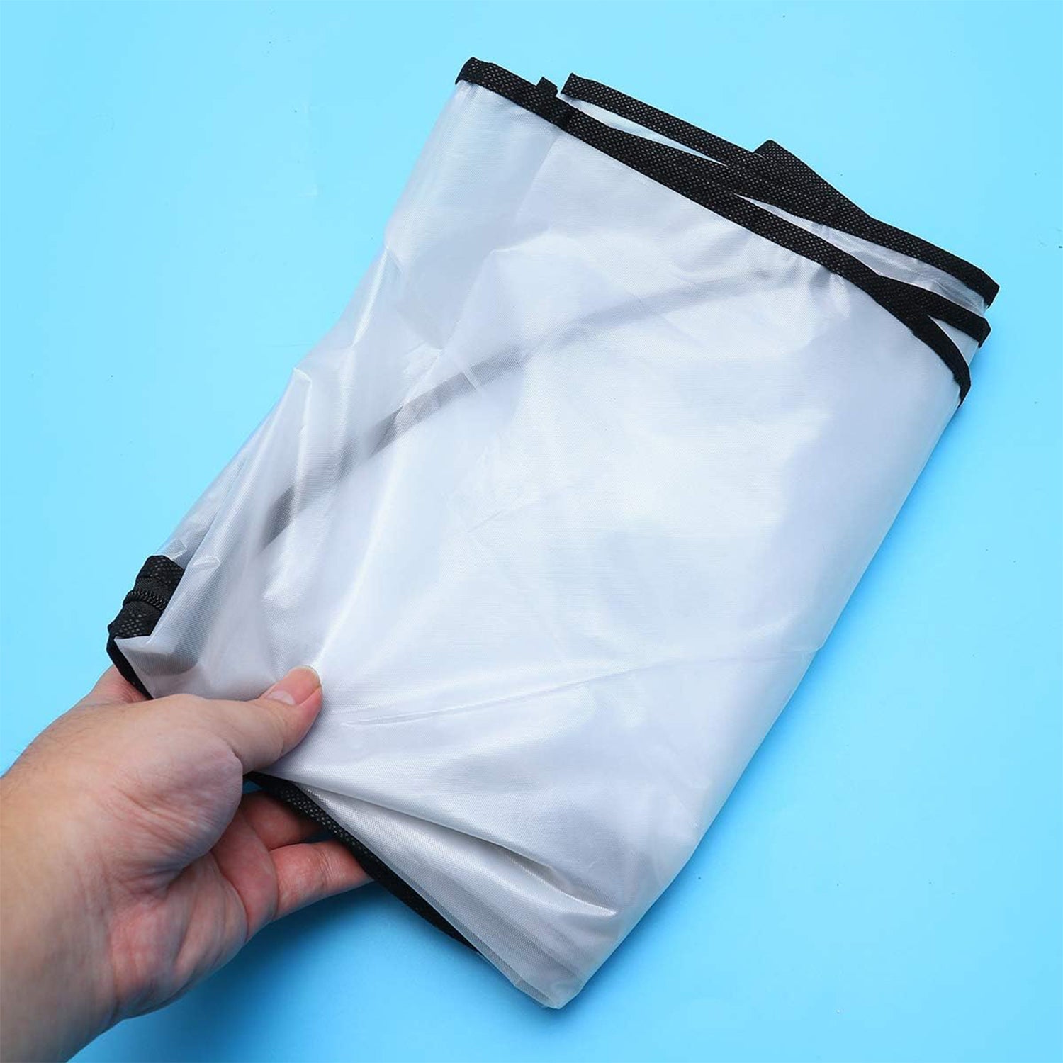 Portable Non-Woven Coat and Blazer Protector Portable Non-Woven Coat and Blazer Protector